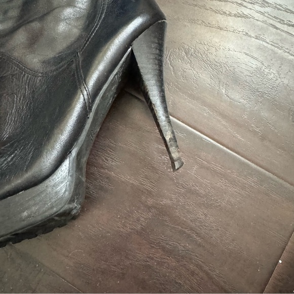 Guess Leather Biker Knee High Side Buckle Boots Punk Goth Glam 8.5 - Picture 4 of 8